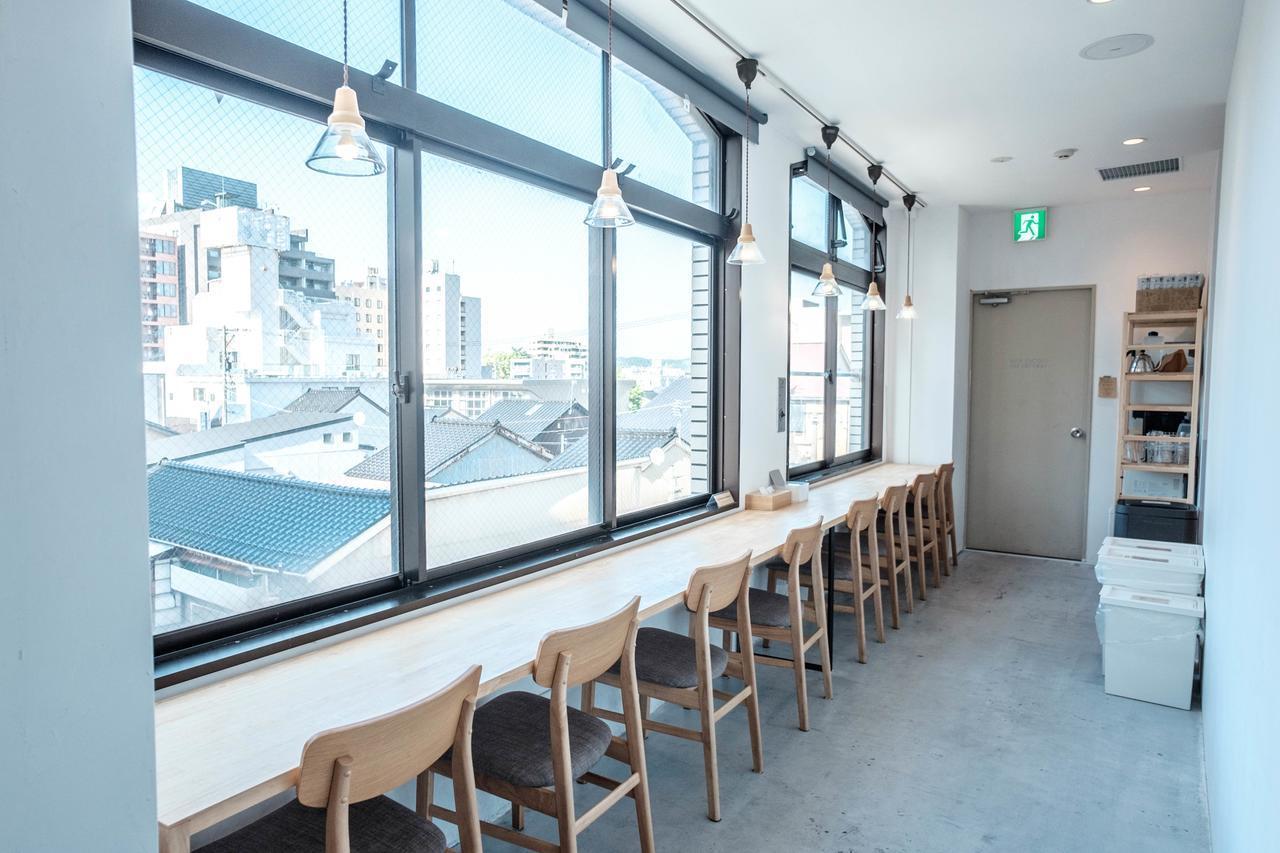 Blue Hour Kanazawa Hostel Exterior photo